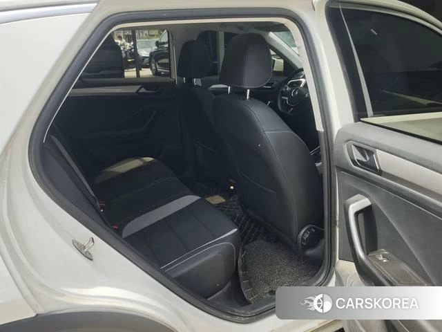 Volkswagen T-Roc 2021 Белый из Китая, фото 3