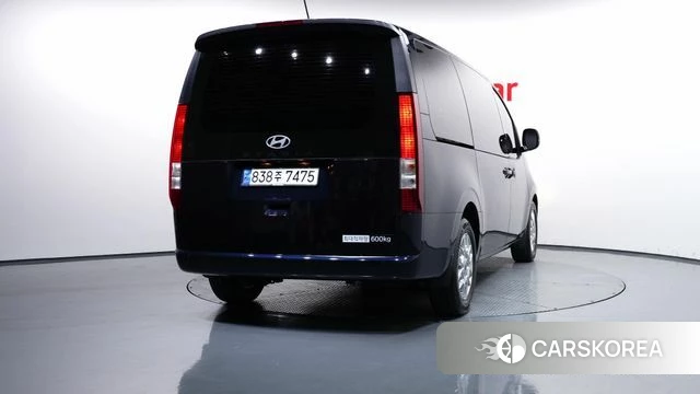 Hyundai Staria id 4655640 из Кореи 23