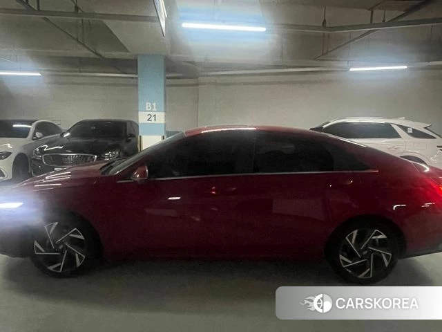 Hyundai The New Avante (CN7) 2024 Красный из Кореи, фото 6