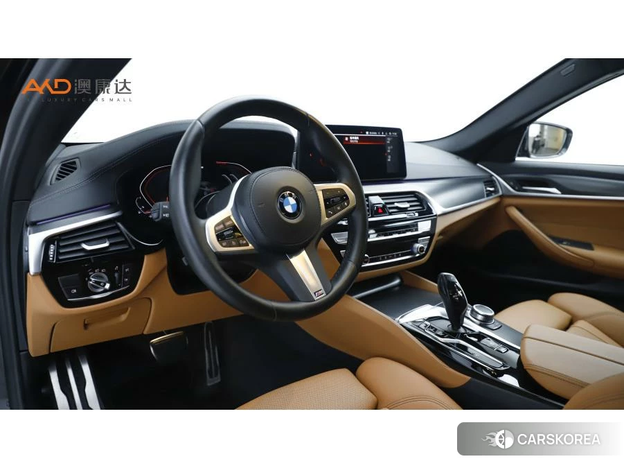 BMW 5 series 2021 Черный из Китая, фото 3