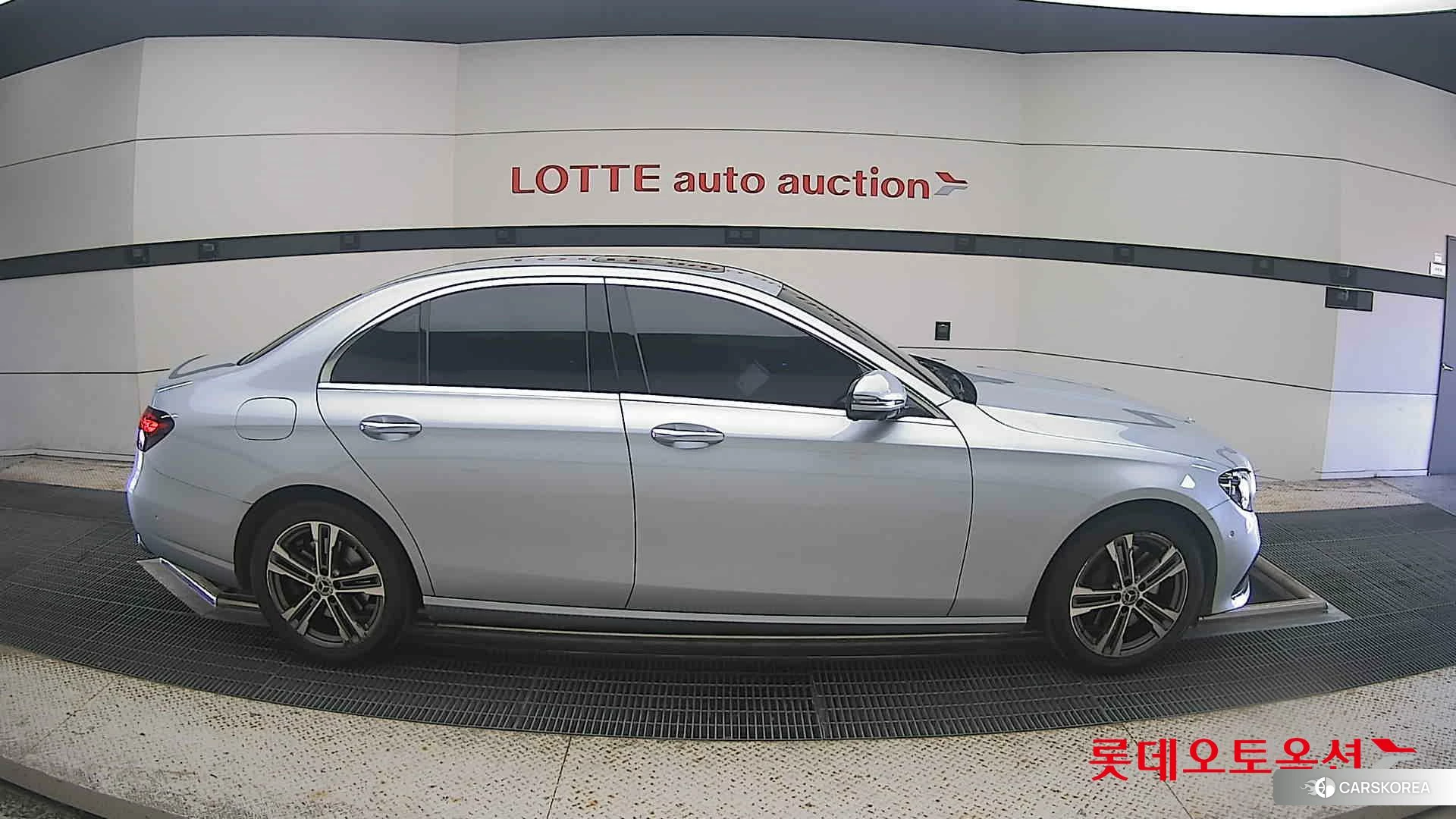 Mercedes-Benz Mercedes-Benz E350 4MATIC id 4989966 из Кореи 23