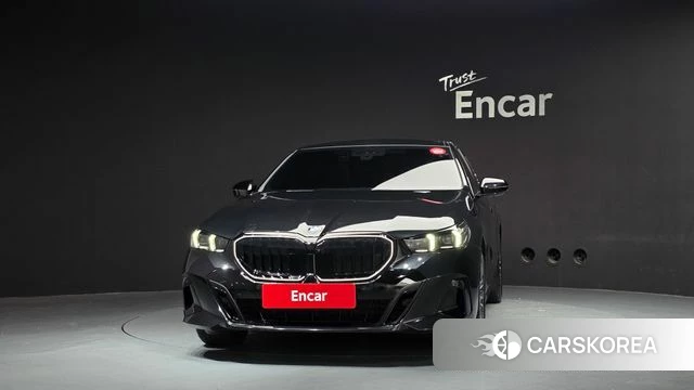 BMW 5 Series (G60) id 4995315 из Кореи 13