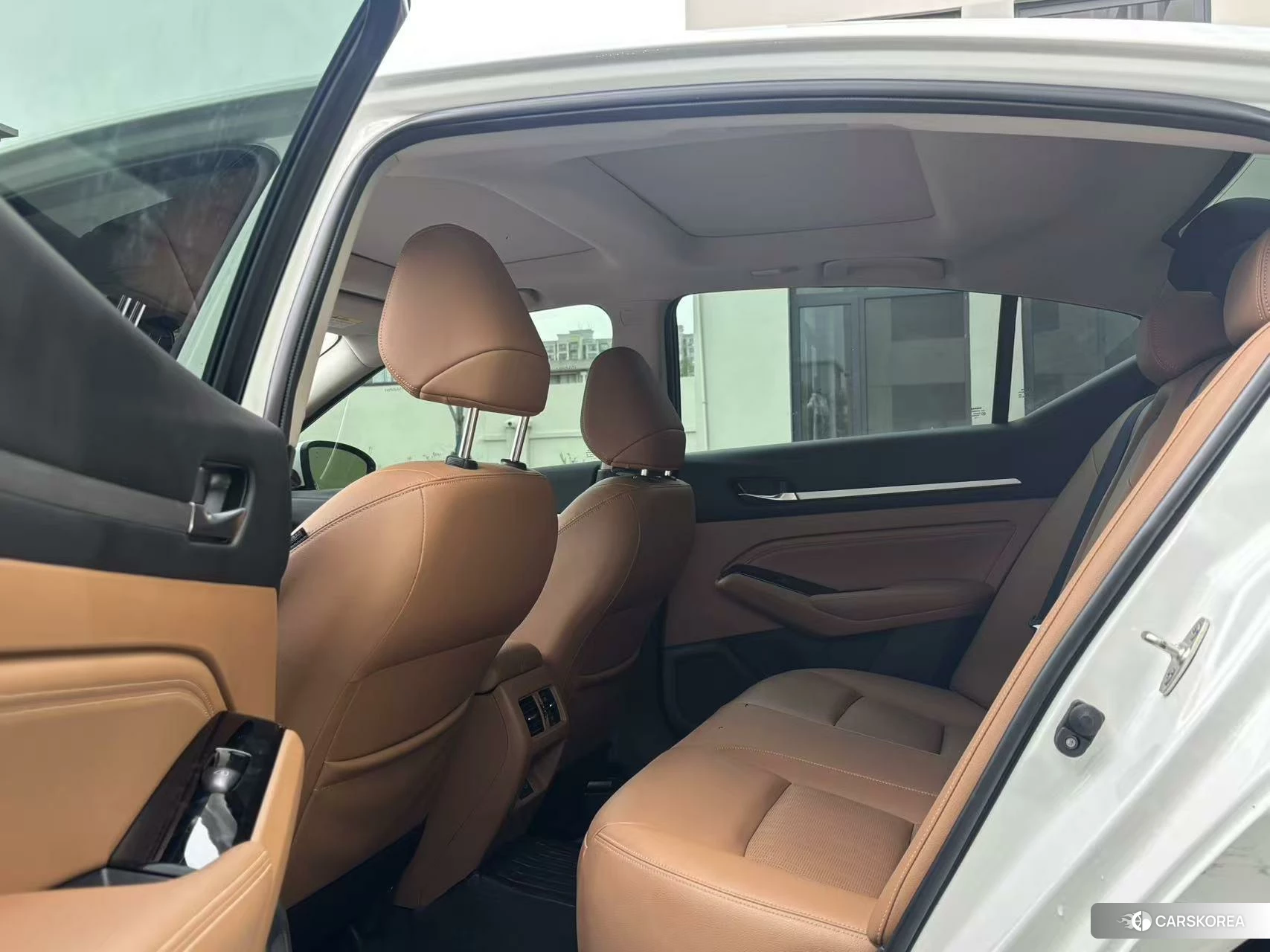 Nissan Altima 2024 Белый из Китая, фото 3