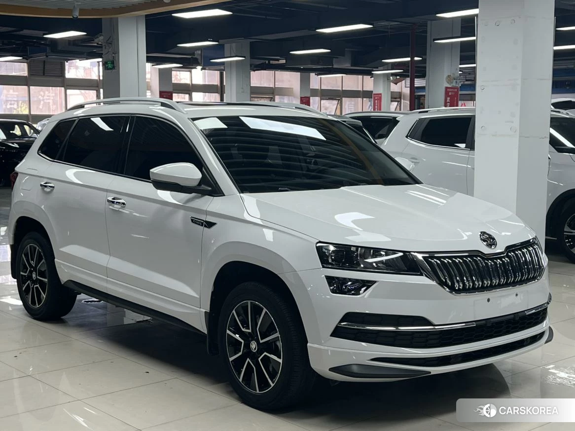 Skoda Karoq 2021 Белый из Китая, фото 5