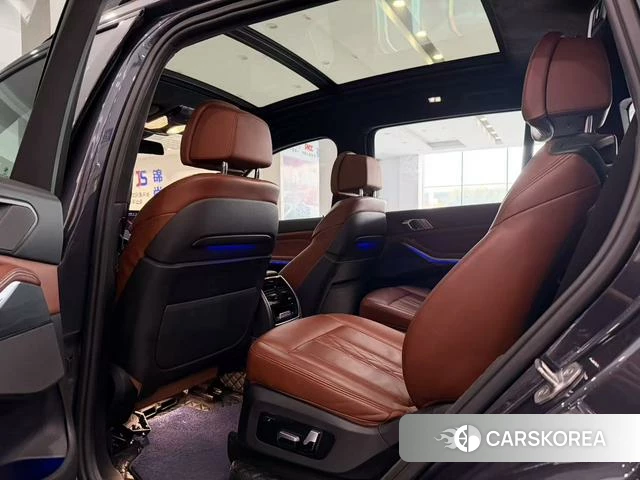 BMW X7 2020 Темно-серый из Китая, фото 3
