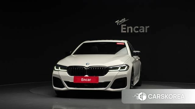 BMW 5 Series (G30) id 4996356 из Кореи 23