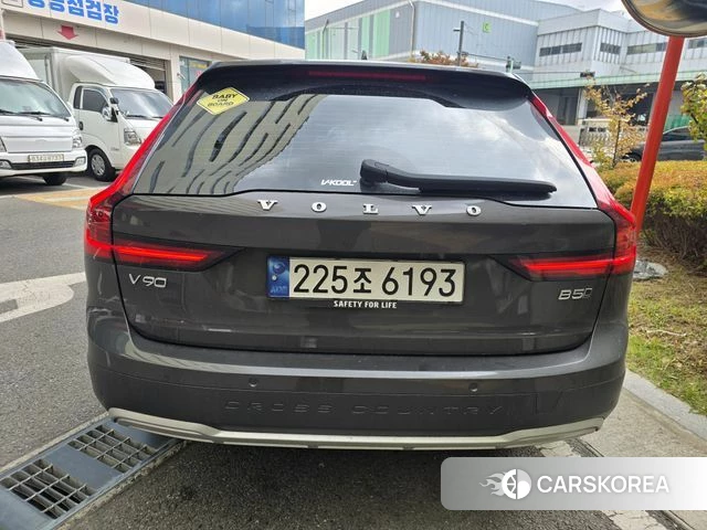Volvo V90 Cross-Country 2022 Серый из Кореи, фото 3