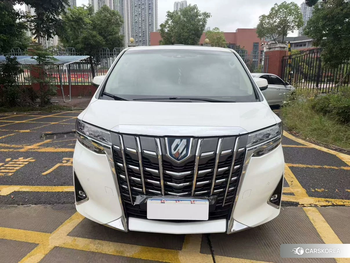 Toyota Alphard 2021 Белый из Китая, фото 4