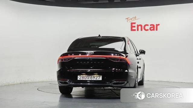 Hyundai The New Grandeur IG id 4981764 из Кореи 23