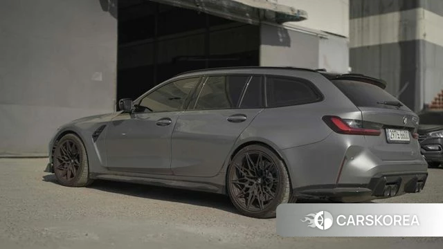 BMW M3 (G80) 2025 Серебристо-серый из Кореи, фото 3