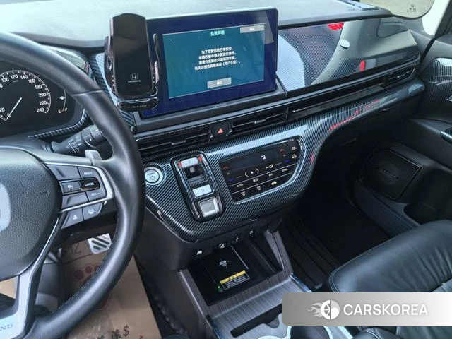 Honda Elysion 2024 Белый из Китая, фото 3