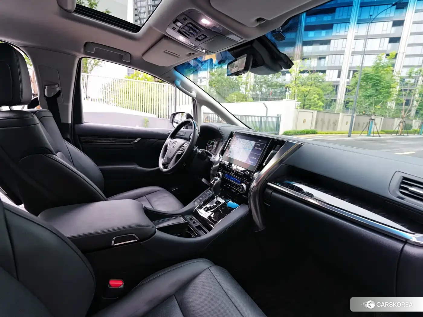 Toyota Vellfire 2022 Белый из Китая, фото 4
