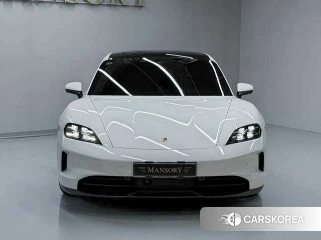 Porsche Taycan id 4686608 из Кореи 13