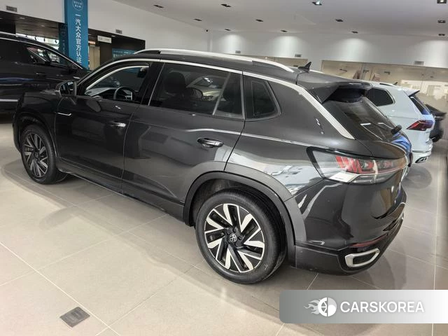 Volkswagen Tayron 2022 Черный из Китая, фото 3