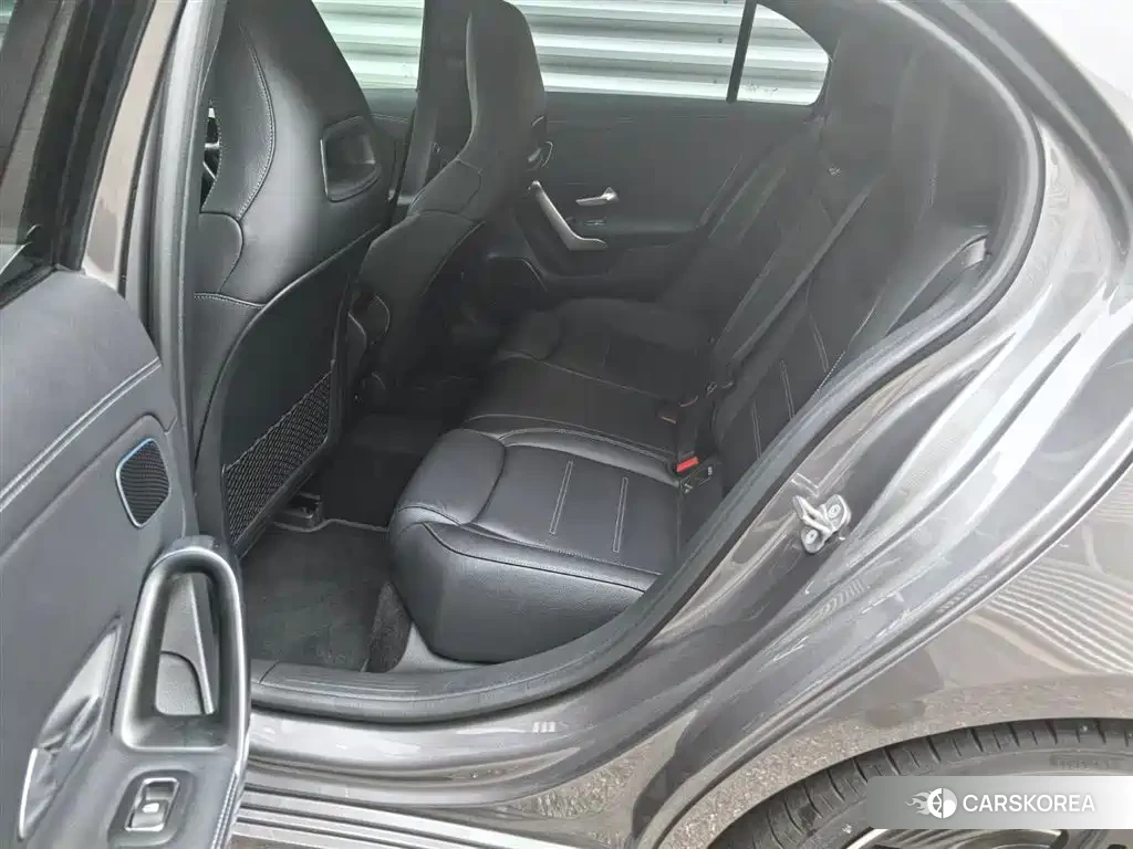 Mercedes-Benz A-class AMG 2025 Silver/gray из Китая, фото 6