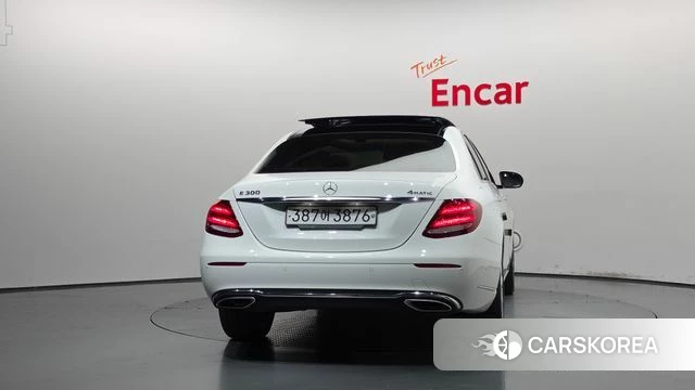 Mercedes-Benz E-Class W213 id 5023625 из Кореи 23