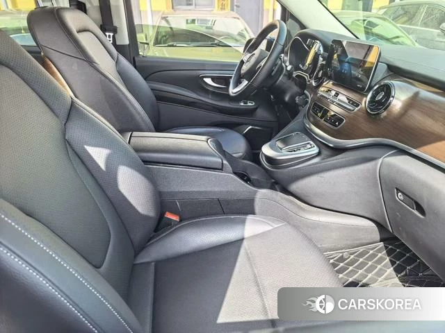 Mercedes-Benz V-Class 2021 Черный из Китая, фото 4