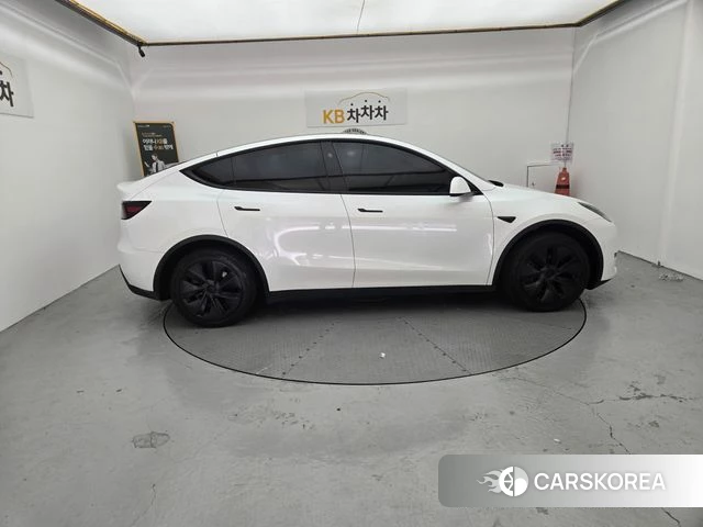 Tesla Model Y 2024 Белый из Кореи, фото 6
