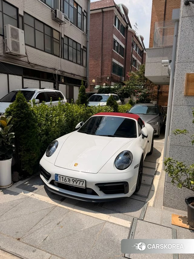 Porsche 911(992) 2023 Белый из Кореи, фото 3