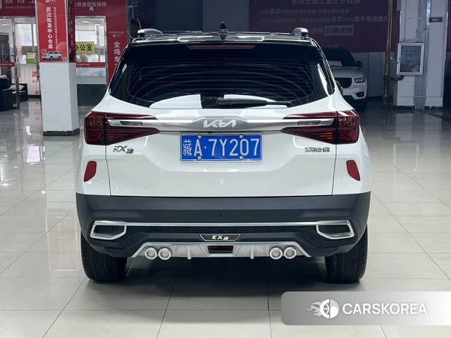 Kia KX3 2022 Белый из Китая, фото 4