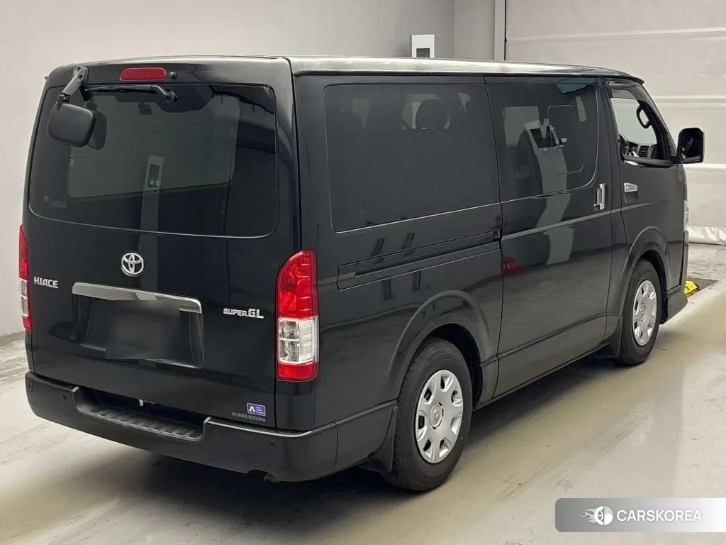 Toyota HiAce Van 2021 из Японии, фото 3