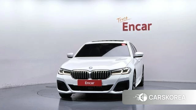 BMW 5 Series (G30) id 4982309 из Кореи 13