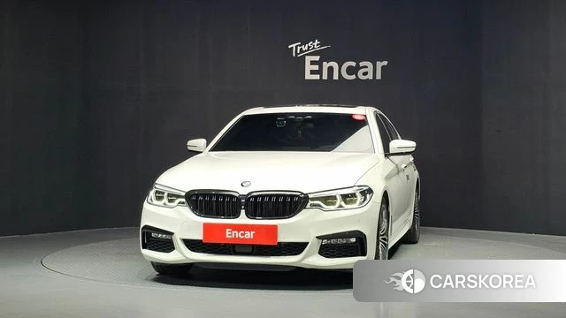 BMW 5 Series (G30) id 5042043 из Кореи 23