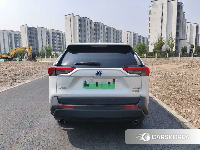 Toyota RAV4 2021 Белый из Китая, фото 3