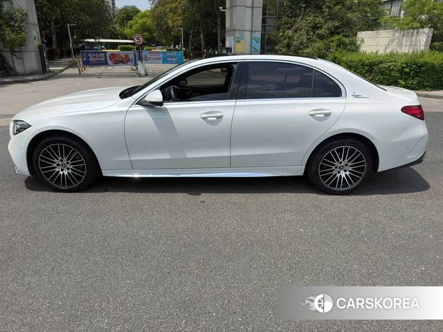 Mercedes-Benz C-class 2024 Белый из Китая, фото 3