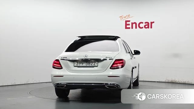 Mercedes-Benz E-Class W213 id 5035654 из Кореи 23