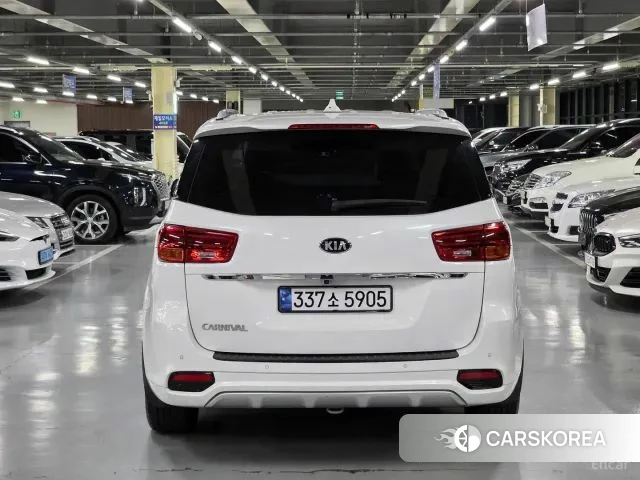 Kia The New Carnival id 5018396 из Кореи 13