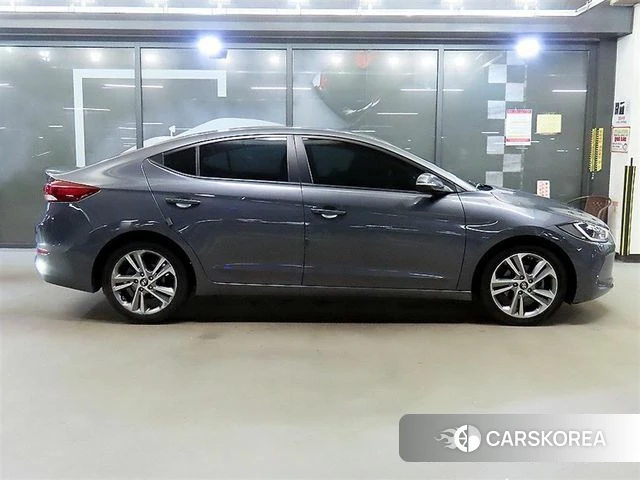 Hyundai Avante AD id 5031192 из Кореи 12