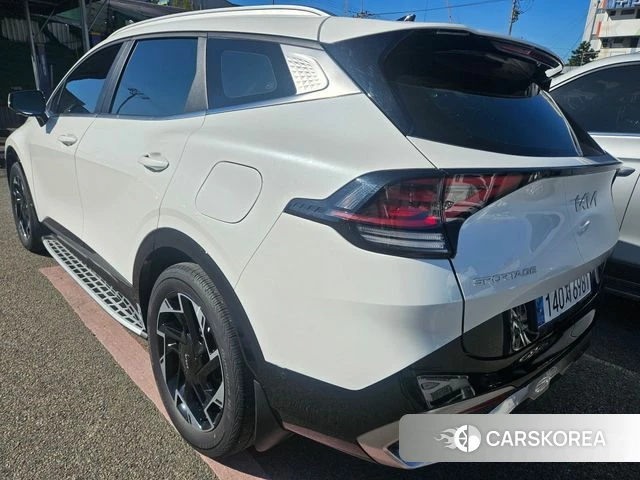 Kia Sportage 5th Generation 2023 Белый из Кореи, фото 6