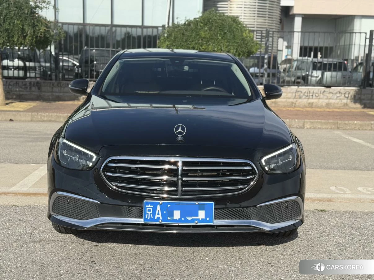 Mercedes-Benz E-Class 2022 Черный из Китая, фото 3