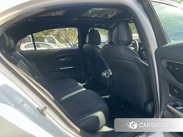 Mercedes-Benz C-class 2025 Белый из Китая, фото 3