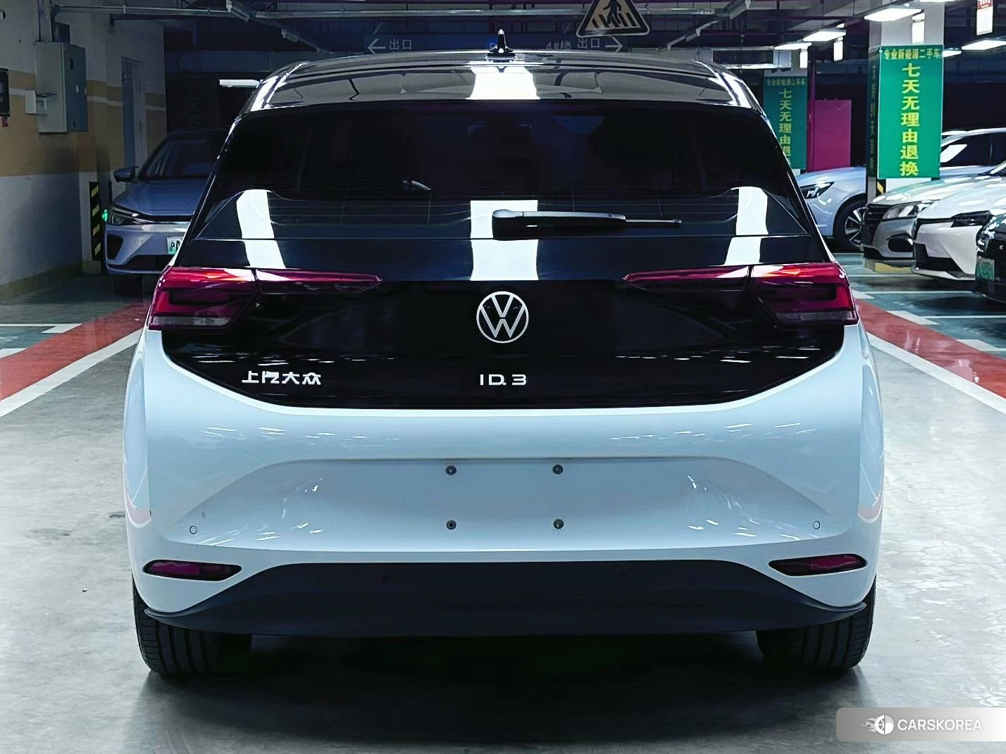 Volkswagen ID.3 2022 Белый из Китая, фото 4