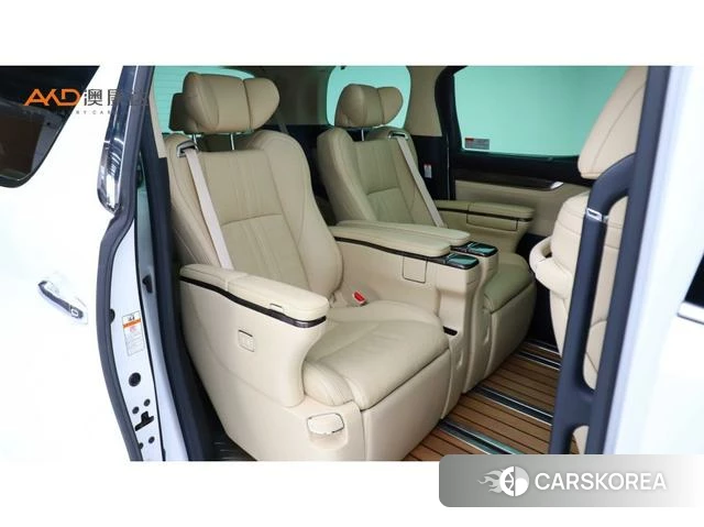 Toyota Alphard 2020 Белый из Китая, фото 4