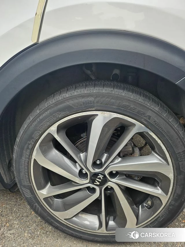 Kia Niro id 5048568 из Кореи 10