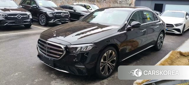 Mercedes-Benz E-Class 2026 Черный из Китая, фото 4