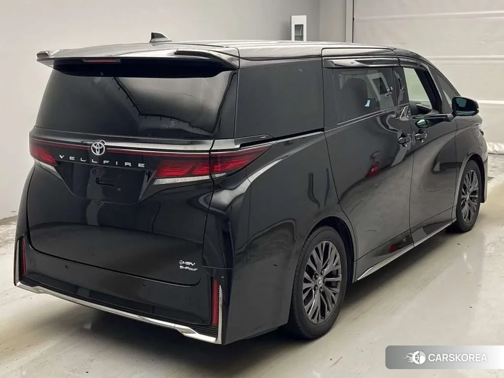 Toyota Vellfire 2024 из Японии, фото 3