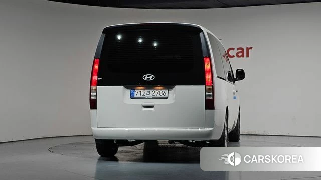 Hyundai Staria id 5026299 из Кореи 23