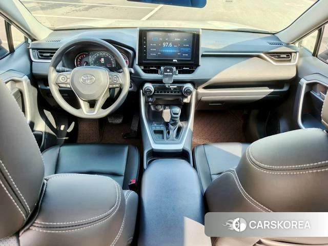 Toyota RAV4 2021 Белый из Китая, фото 3