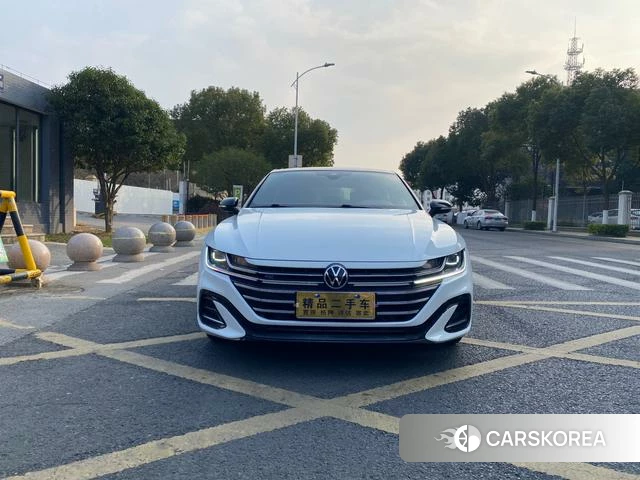 Volkswagen CC 2023 Белый из Китая, фото 3