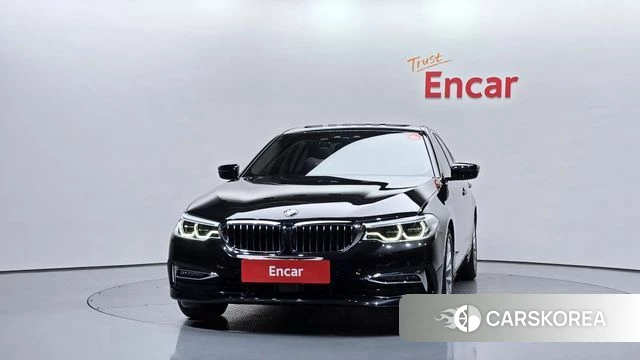 BMW 5 Series (G30) id 4992795 из Кореи 23
