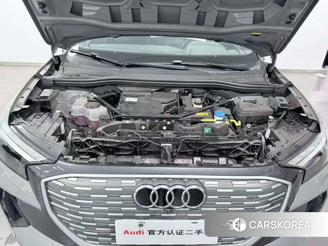 Audi Q4 2024 Темно-серый из Китая, фото 3