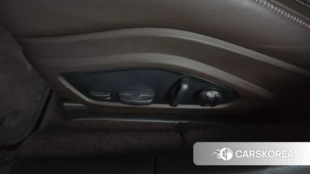 Porsche Panamera (976) id 4995397 из Кореи 24