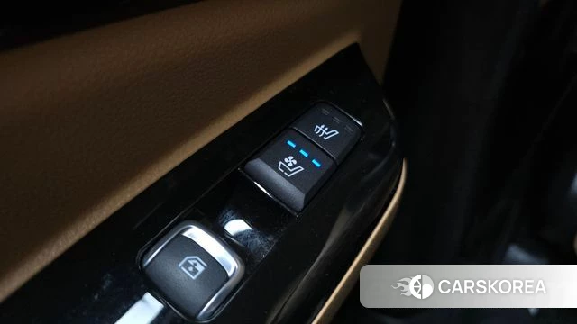 Kia Carnival 4th generation id 4977007 из Кореи 24