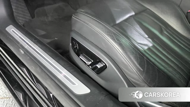 Audi A8 (D5) id 5022692 из Кореи 24