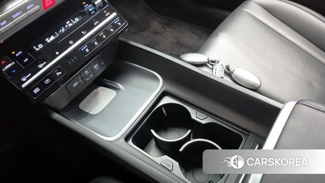Hyundai Grandeur (GN7) id 5039846 из Кореи 24
