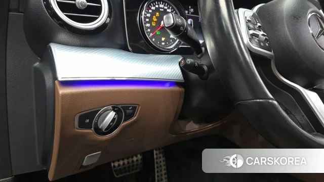 Mercedes-Benz E-Class W213 id 5003961 из Кореи 24